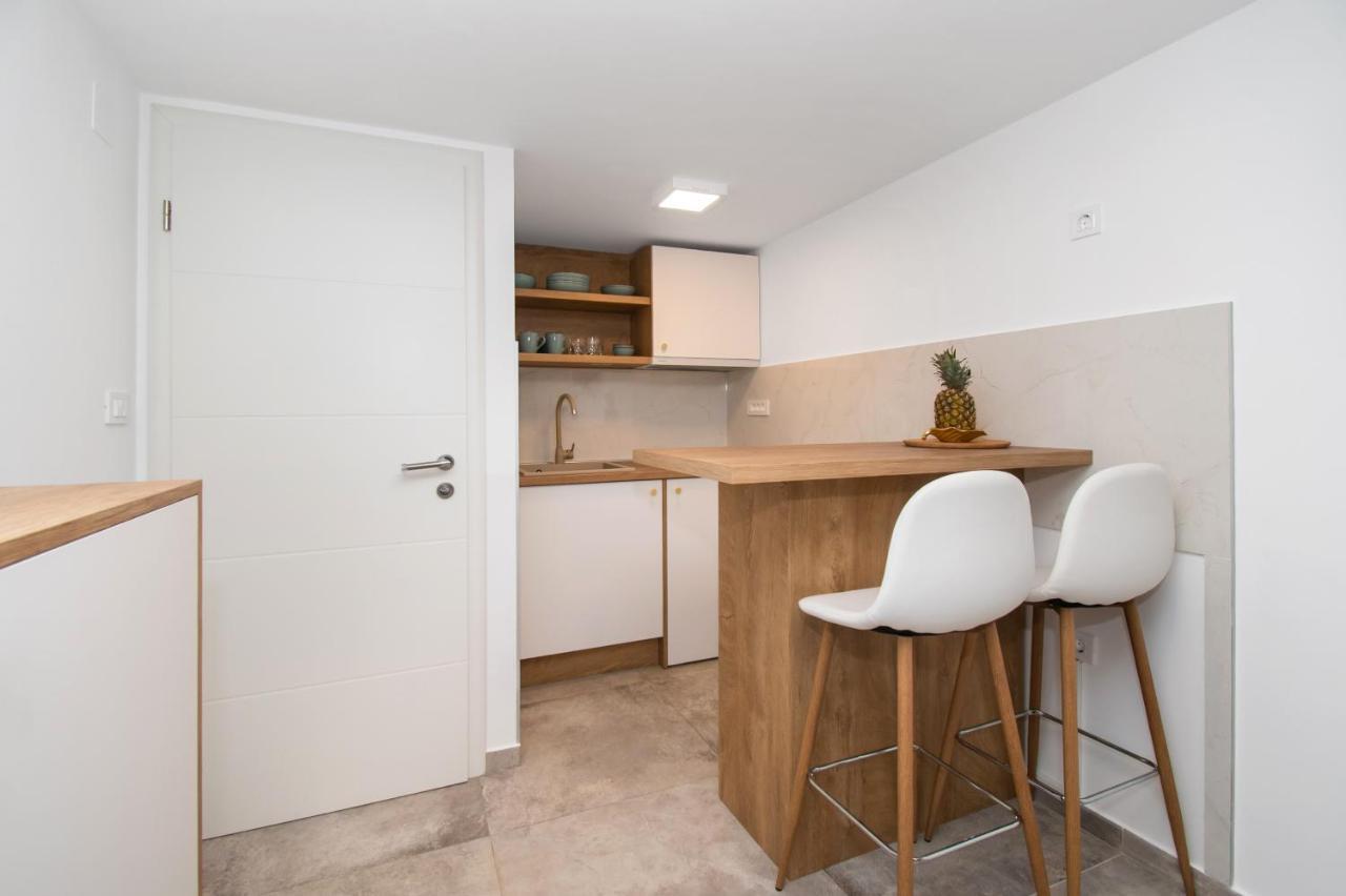 Apartmani Monika Zaboric Εξωτερικό φωτογραφία