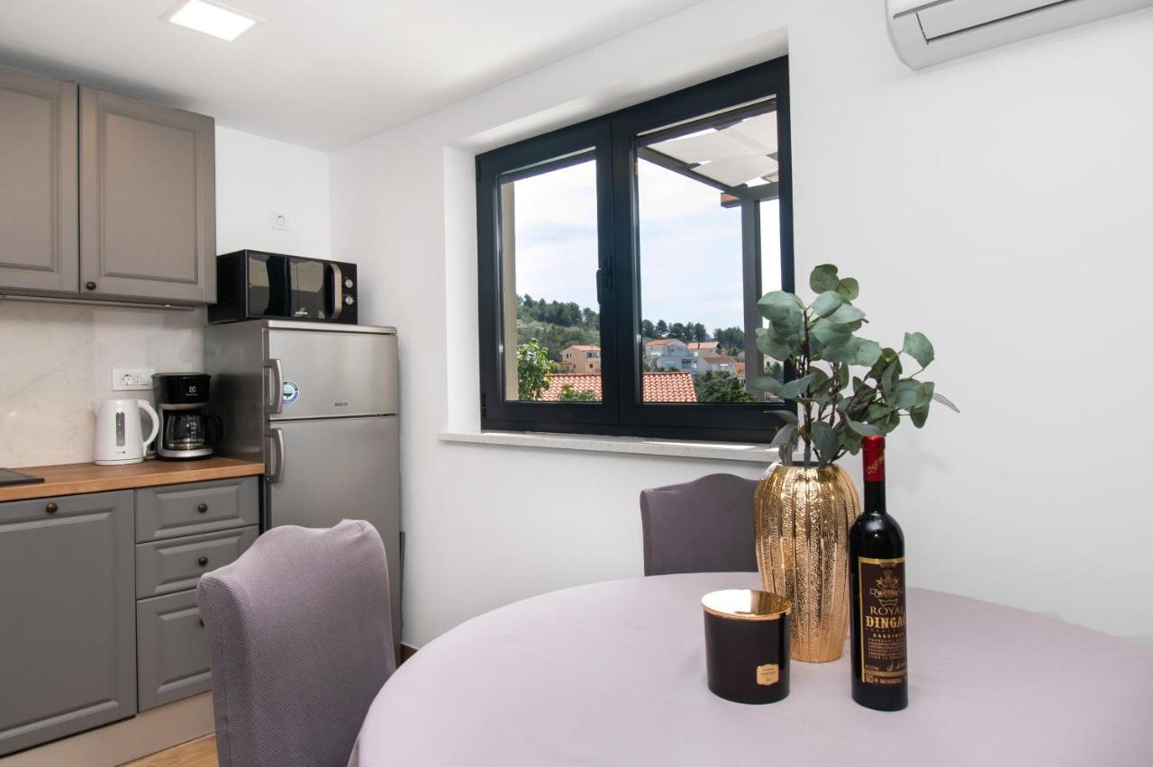 Apartmani Monika Zaboric Εξωτερικό φωτογραφία