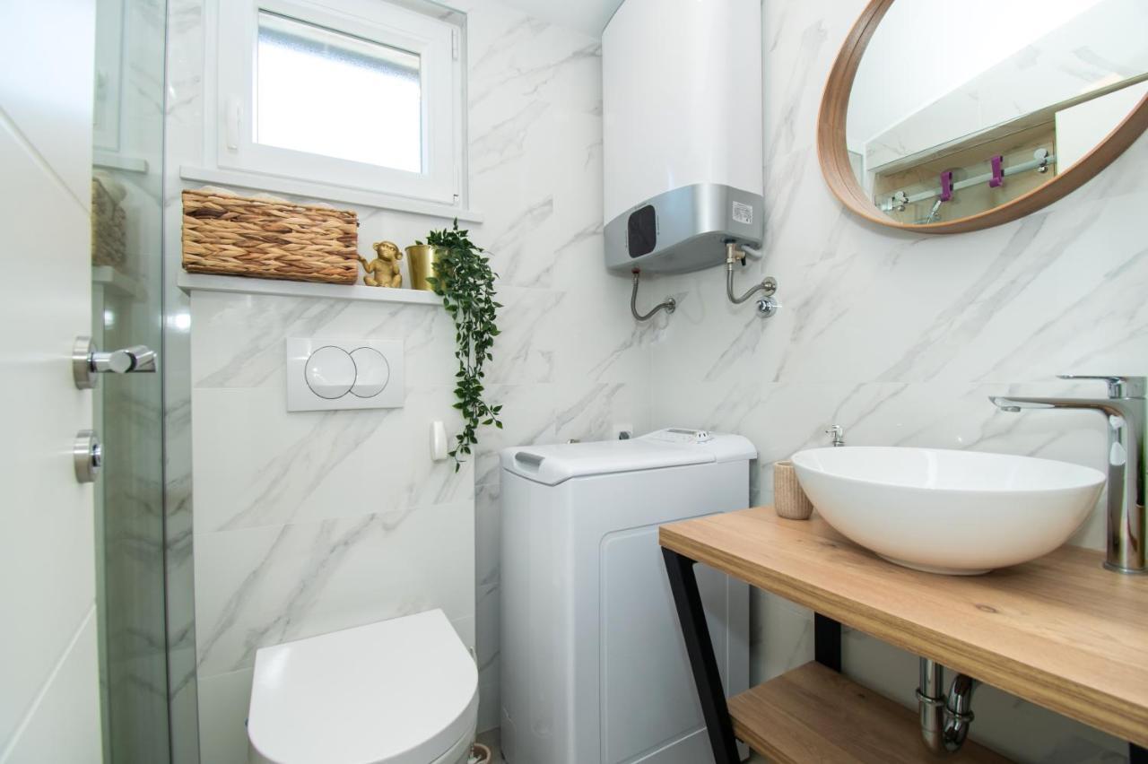 Apartmani Monika Zaboric Εξωτερικό φωτογραφία
