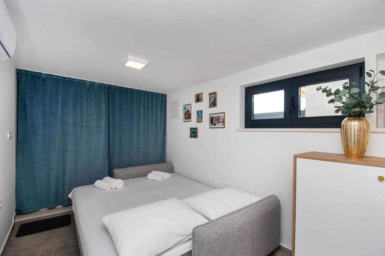Apartmani Monika Zaboric Εξωτερικό φωτογραφία