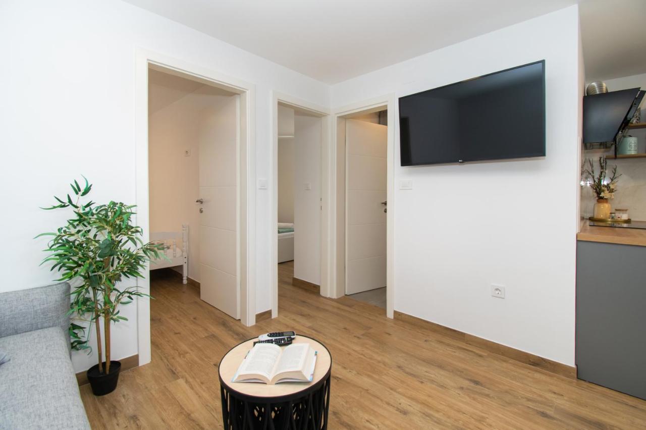 Apartmani Monika Zaboric Εξωτερικό φωτογραφία